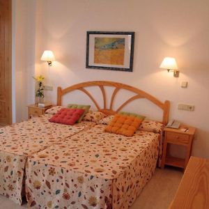 Habitación Confort con 2 Camas Individuales